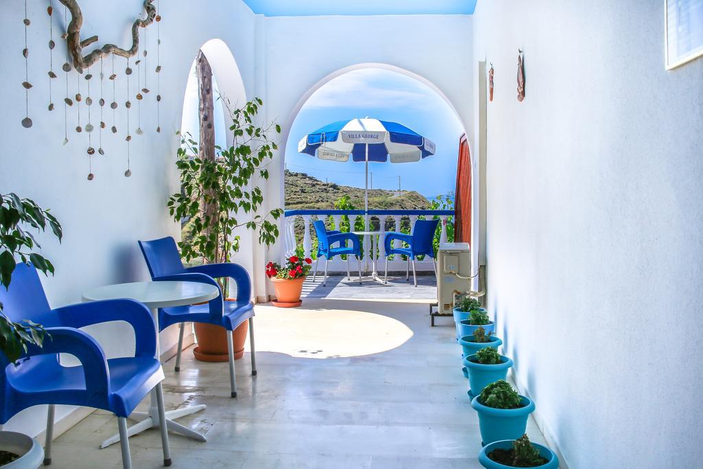 Villa George Batsíon Exterior foto